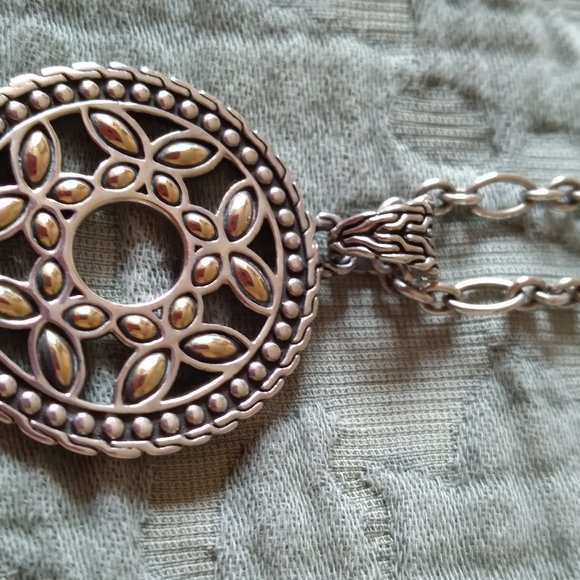 John Hardy 18k Gold and Silver Medallion Necklace - Picture 5 of 7